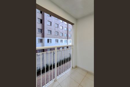 Varanda da Sala de apartamento para alugar com 2 quartos, 34m² em Parque Industrial Tomas Edson, São Paulo