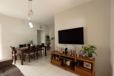 Sala  de casa de condomínio para alugar com 3 quartos, 135m² em Jardim Sao Carlos, Sorocaba