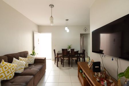 Sala  de casa de condomínio para alugar com 3 quartos, 135m² em Jardim Sao Carlos, Sorocaba