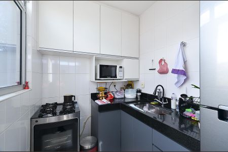 Apartamento à venda com 65m², 2 quartos e 2 vagasCozinha