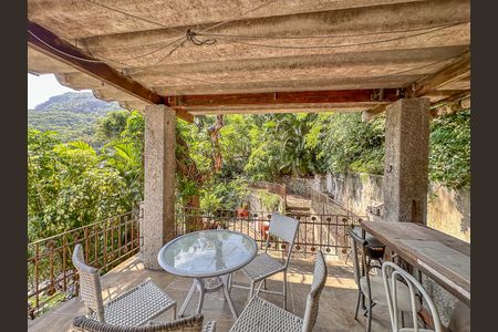 Casa à venda com 1190m², 4 quartos e 3 vagas