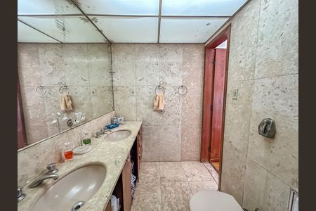 Casa à venda com 1190m², 4 quartos e 3 vagas