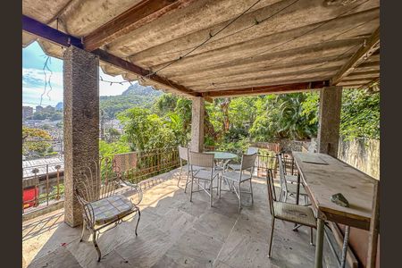 Casa à venda com 1190m², 4 quartos e 3 vagas