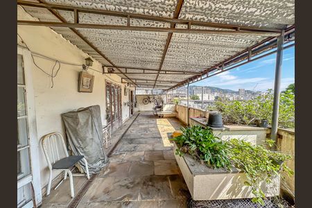 Casa à venda com 1190m², 4 quartos e 3 vagas