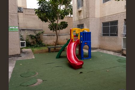 Apartamento para alugar com 44m², 2 quartos e sem vagaÁrea comum - Playground
