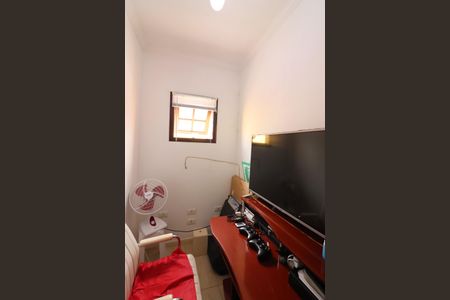 Casa à venda com 160m², 3 quartos e 2 vagasEscritório