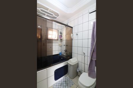 Casa à venda com 160m², 3 quartos e 2 vagasBanheiro Social