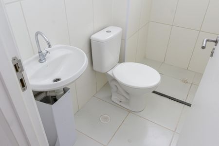 Apartamento para alugar com 40m², 2 quartos e sem vaga Apartamento para alugar com 40m², 2 quartos e sem vagaBanheiro