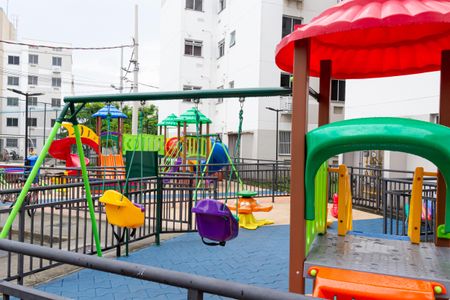Apartamento para alugar com 40m², 2 quartos e sem vaga Apartamento para alugar com 40m², 2 quartos e sem vagaÁrea comum - Playground