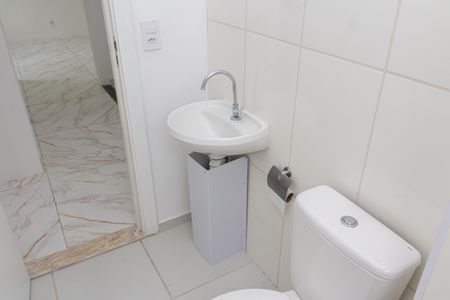 Apartamento para alugar com 40m², 2 quartos e sem vaga Apartamento para alugar com 40m², 2 quartos e sem vagaBanheiro