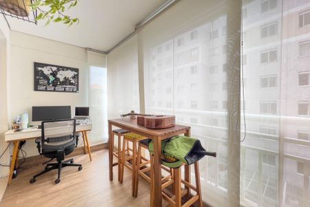 Varanda de apartamento à venda com 1 quarto, 43m² em Cambuci, São Paulo