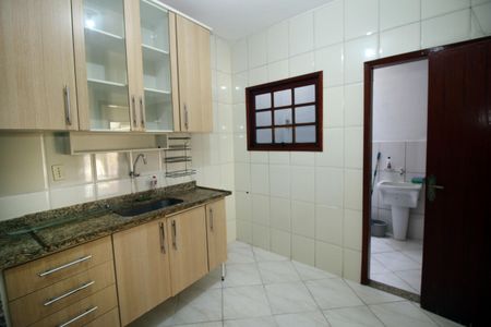 Apartamento para alugar com 76m², 2 quartos e 1 vagaCozinha