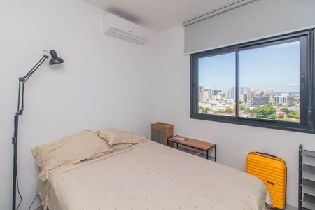 Quarto de apartamento para alugar com 1 quarto, 30m² em Azenha, Porto Alegre