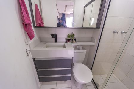 Apartamento à venda com 35m², 2 quartos e sem vaga Apartamento à venda com 35m², 2 quartos e sem vagaBanheiro