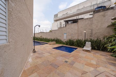 Apartamento à venda com 35m², 2 quartos e sem vaga Apartamento à venda com 35m², 2 quartos e sem vagaÁrea comum - Piscina