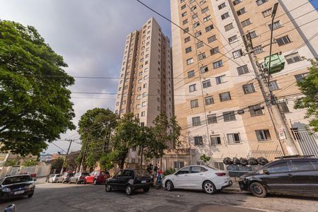Apartamento à venda com 35m², 2 quartos e sem vaga Apartamento à venda com 35m², 2 quartos e sem vagaFachada