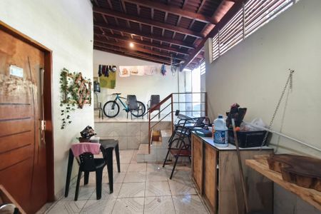 Casa à venda com 55m², 2 quartos e 1 vagaQuintal - Área gourmet