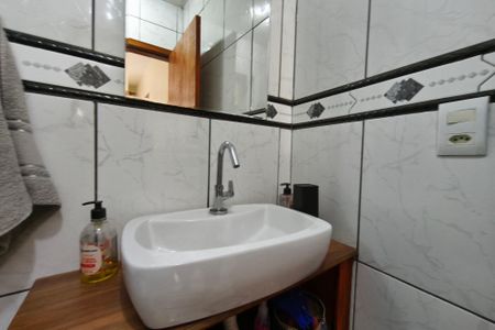 Casa à venda com 55m², 2 quartos e 1 vagaBanheiro