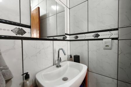 Casa à venda com 55m², 2 quartos e 1 vagaBanheiro