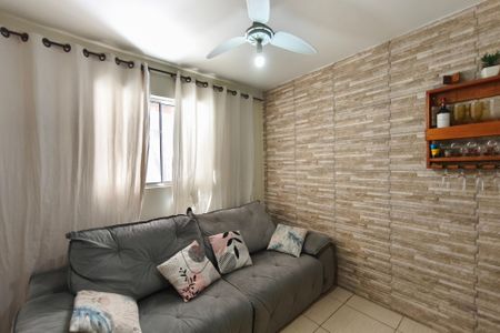 Casa à venda com 55m², 2 quartos e 1 vagaSala