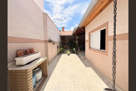 Casa à venda com 125m², 2 quartos e 2 vagasQuintal com área de Serviço e churrasqueira