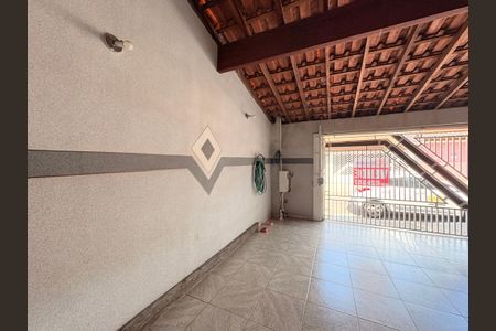 Casa à venda com 125m², 2 quartos e 2 vagasGaragem