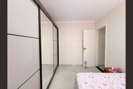 Casa à venda com 125m², 2 quartos e 2 vagasQuarto 2