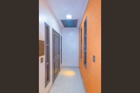 Hall de entrada de casa para alugar com 4 quartos, 158m² em Centro, Canoas