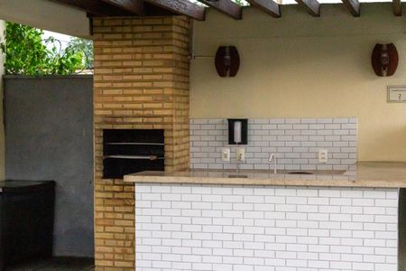 Apartamento para alugar com 42m², 2 quartos e 1 vagaÁrea comum - Churrasqueira