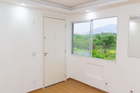 Sala de apartamento para alugar com 2 quartos, 42m² em Campo Grande, Rio de Janeiro