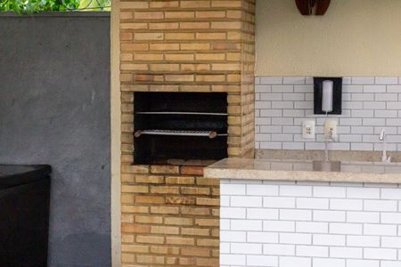 Apartamento para alugar com 42m², 2 quartos e 1 vagaÁrea comum - Churrasqueira