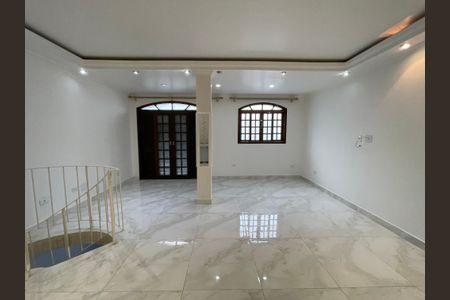 Sala de casa para alugar com 4 quartos, 240m² em Jardim Raposo Tavares, São Paulo