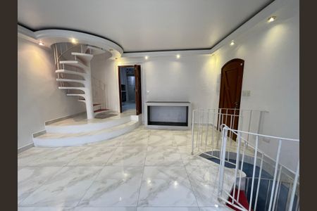Sala de casa para alugar com 4 quartos, 240m² em Jardim Raposo Tavares, São Paulo