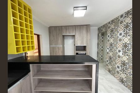 Casa para alugar com 240m², 4 quartos e 1 vagaCozinha