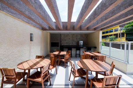 Apartamento para alugar com 55m², 2 quartos e 1 vagaÁrea comum - Churrasqueira