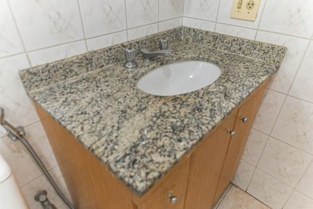 Apartamento para alugar com 70m², 3 quartos e 2 vagas Apartamento para alugar com 70m², 3 quartos e 2 vagasBanheiro da Suíte