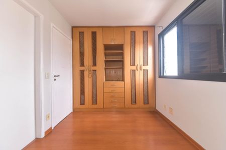Apartamento para alugar com 70m², 3 quartos e 2 vagas Apartamento para alugar com 70m², 3 quartos e 2 vagasSuíte