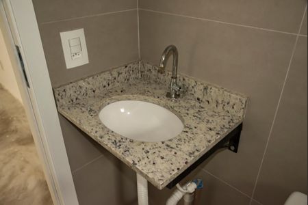 Banheiro de kitnet/studio à venda com 1 quarto, 45m² em Vila da Saúde, São Paulo