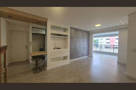 Sala de apartamento para alugar com 3 quartos, 85m² em Vila Curuçá, Santo André