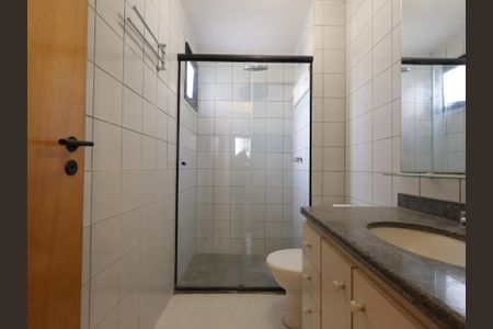 Apartamento à venda com 212m², 3 quartos e 3 vagasBanheiro