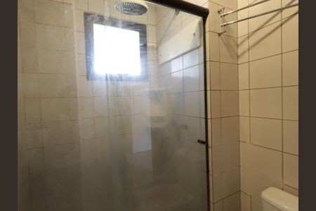 Apartamento à venda com 212m², 3 quartos e 3 vagasBanheiro da Suíte 2