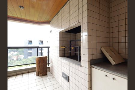 Apartamento à venda com 212m², 3 quartos e 3 vagasVaranda gourmet