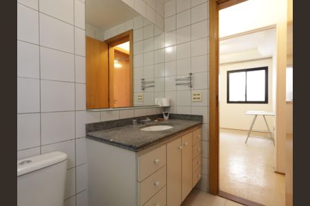 Apartamento à venda com 212m², 3 quartos e 3 vagasBanheiro