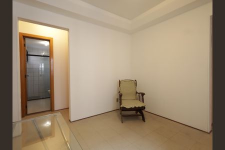 Apartamento à venda com 212m², 3 quartos e 3 vagasSala intima