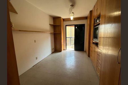 Apartamento à venda com 4 quartos, 212m² em Jardim Vitoria Regia, São Paulo