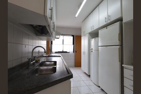 Apartamento à venda com 212m², 3 quartos e 3 vagasCozinha