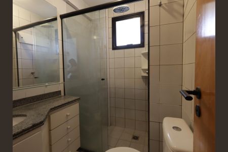 Apartamento à venda com 212m², 3 quartos e 3 vagasBanheiro da Suíte 2