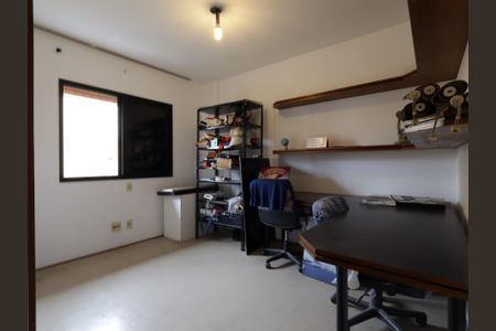 Apartamento à venda com 212m², 3 quartos e 3 vagasSuíte 2