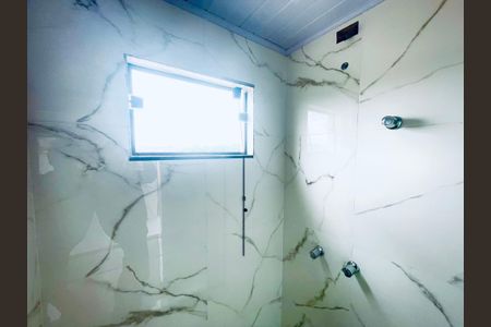 Banheiro de casa para alugar com 1 quarto, 95m² em Jardim Bom Clima, Guarulhos