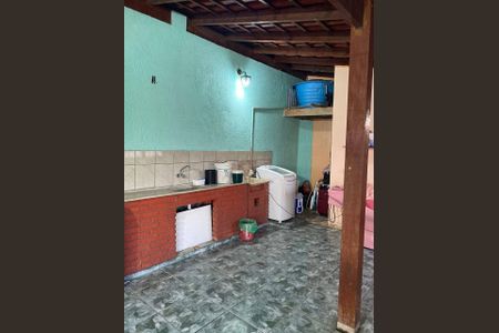 Casa para alugar com 3 quartos, 300m² em Vila Ema, São Paulo